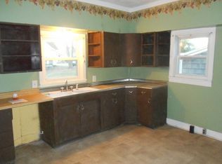 308 West Main Street #HOUSE, FOUNTAIN CITY, IN 47341