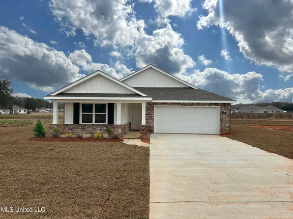 174 Mill Ct, Lucedale, MS 39452