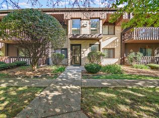 1109 E Division St APT 2D, Lockport, IL