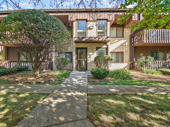 1109 E Division St APT 2D, Lockport, IL 60441