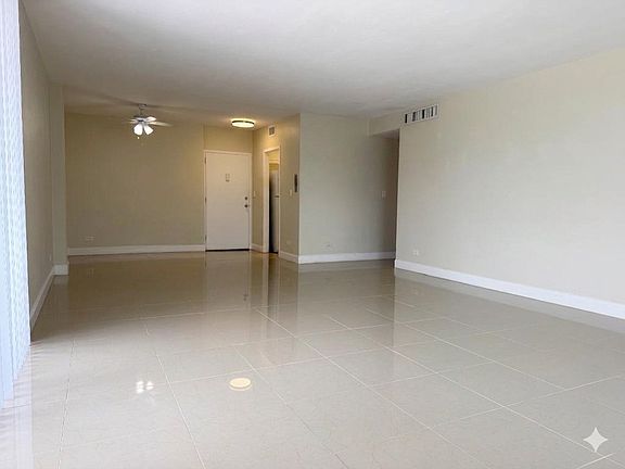 5th image of 2800 N Flagler Dr #211-1