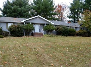 103 Robin Way, Neshanic Station, NJ 08853