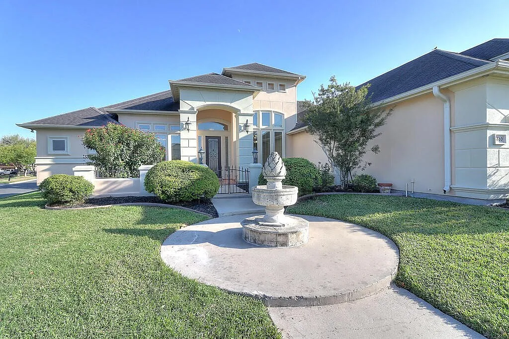 Building Photo - 4510 Thoreau Cir