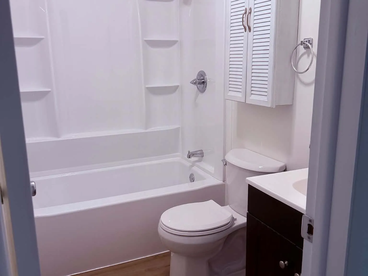 3 bed, 1.5 bath, 1200 sqft, $1,650 — Photo 4