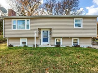32 Overlook Dr, New Milford, CT 06776