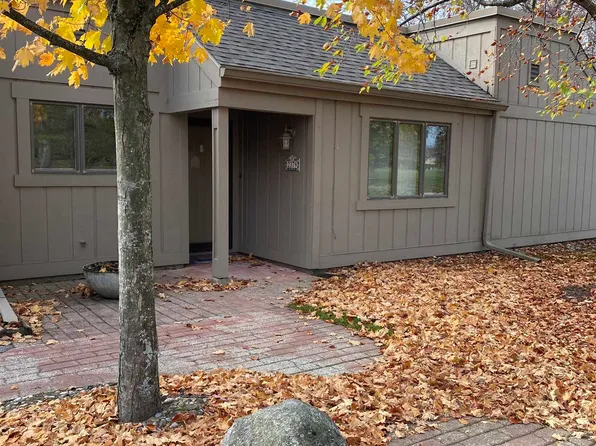 2379 Muirhead Dr, Bay City, MI 48706