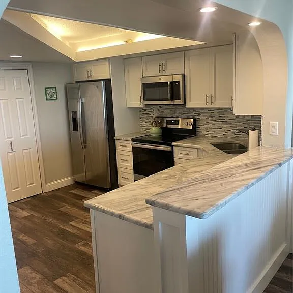 690 Island Way #1112 — Photo 12