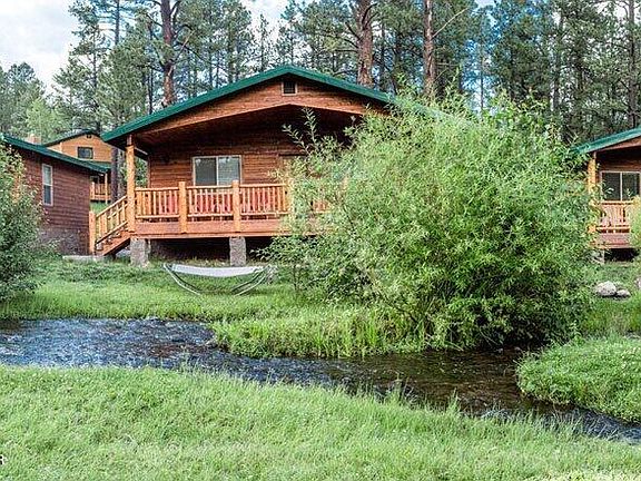 3rd image of Rohrer Rd Cabin 95