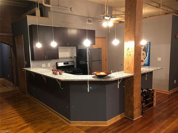 5th image of 635 W Lakeside Ave APT 304