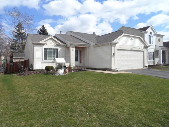 1337 Eastwood Dr, Aurora, IL 60506