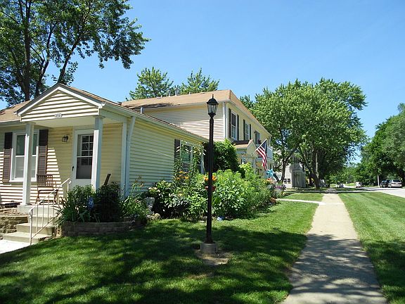 2nd image of 455 Sidney Ave Unit A