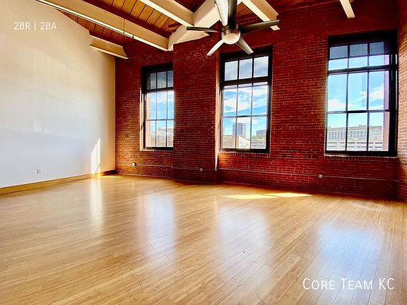 4th image of 382 W 22nd St #205