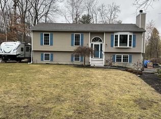 185 Ring Rd, Salt Point, NY 12578