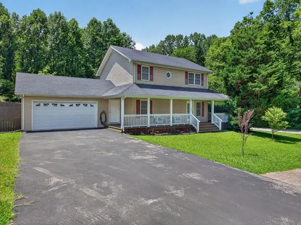 501 Forrest Cove Ln, Cookeville, TN 38501