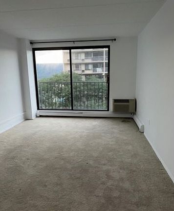 2nd image of 1116 Warburton Ave APT 2G