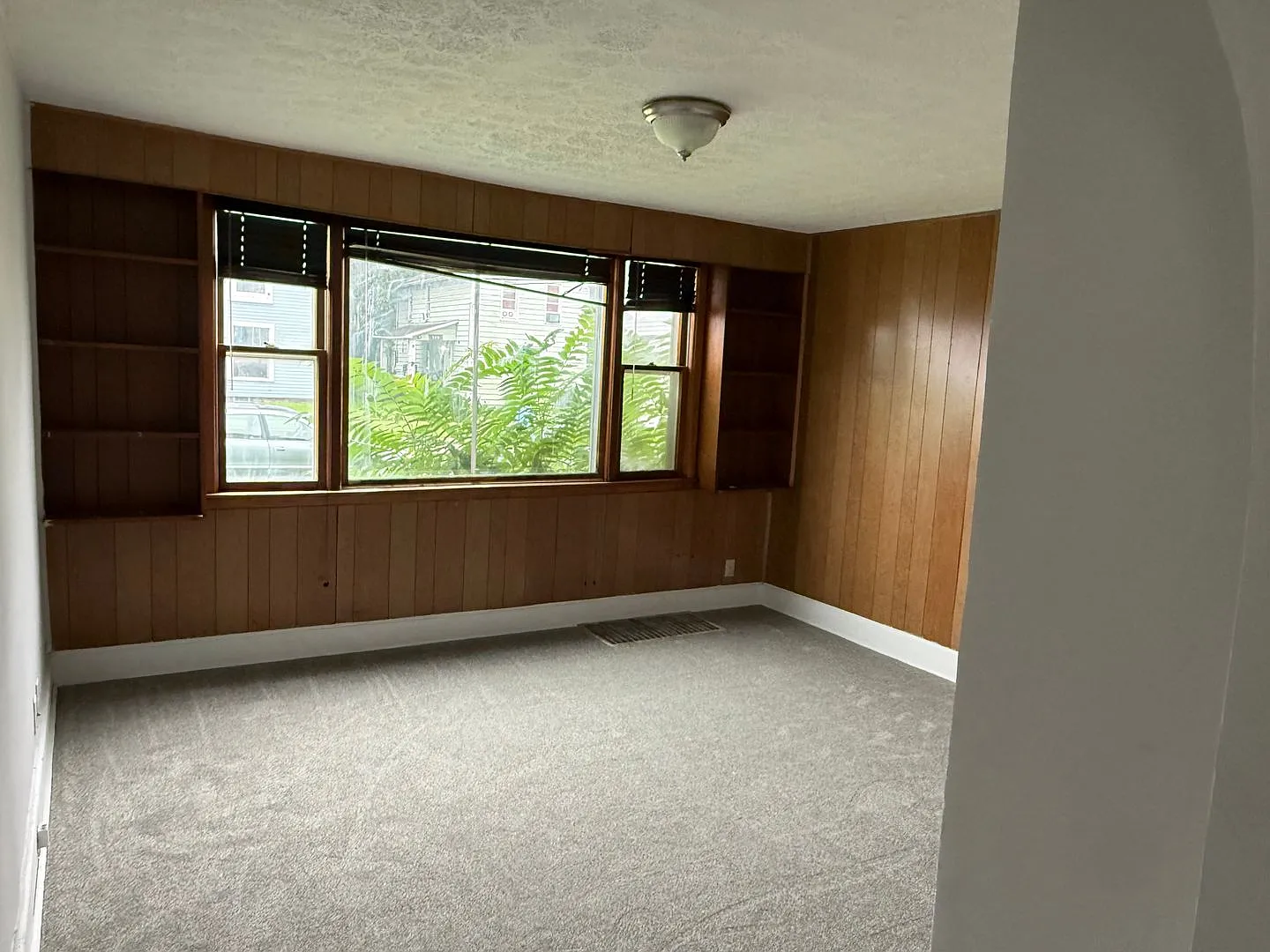 Welcome to 352 Washington St! — Photo 3