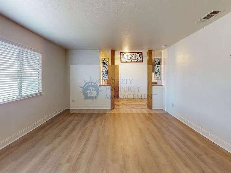 1558 Springcreek Way — Photo 5
