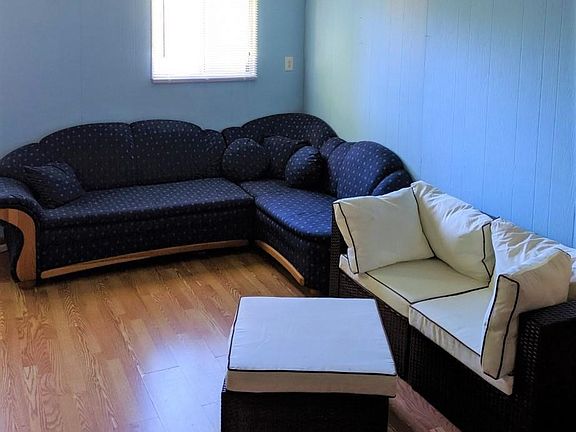 Extra sunroom/Office area