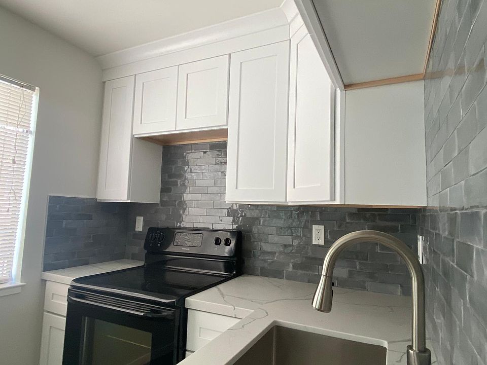 1st image of 1828 15th St #5