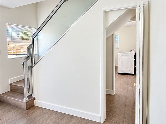 5th image of 2029 Barnett Way