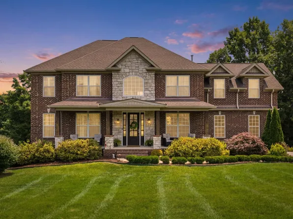 3520 Prominence Dr, Spring Hill, TN 37174