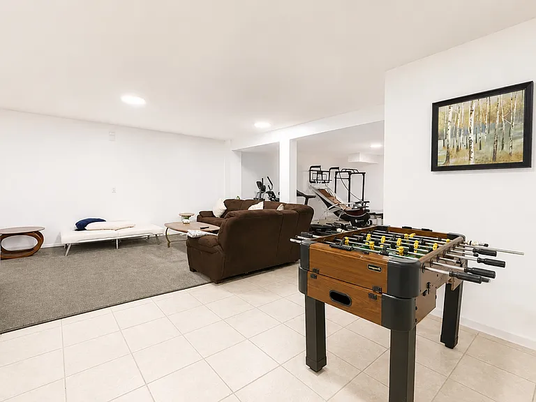 Full Finished Basement