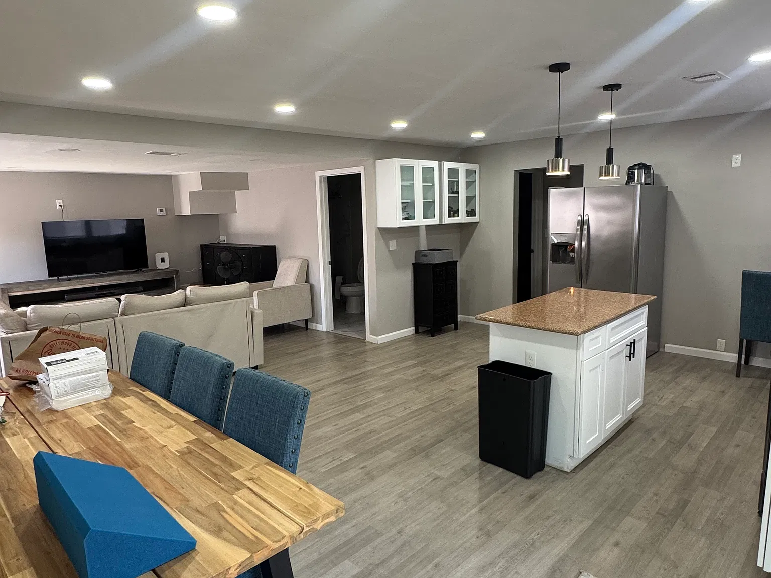 1 bed, 1200 sqft, $2,000 — Photo 4