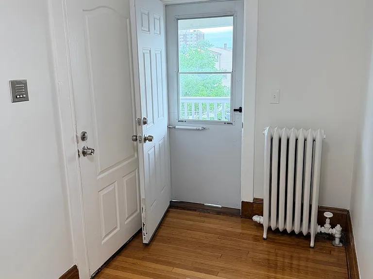 12 Endicott St #2 — Photo 7