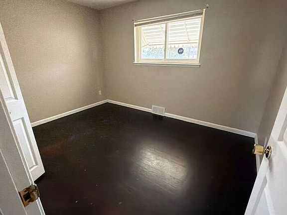 5th image of 10744 Alliance Dr