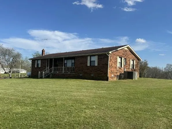 552 Pea Ridge Rd, Chestnut Mound, TN 38552