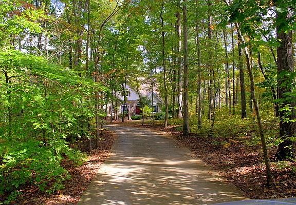 Private Long Driveway