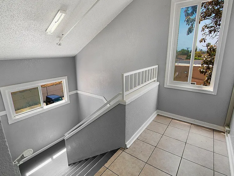 South Park Place Apartments — Photo 20