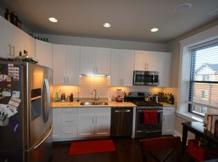 1574 N Hoyne Ave, Chicago, IL 60622