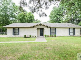 6408 Bel Air Dr, Texarkana, TX 75503