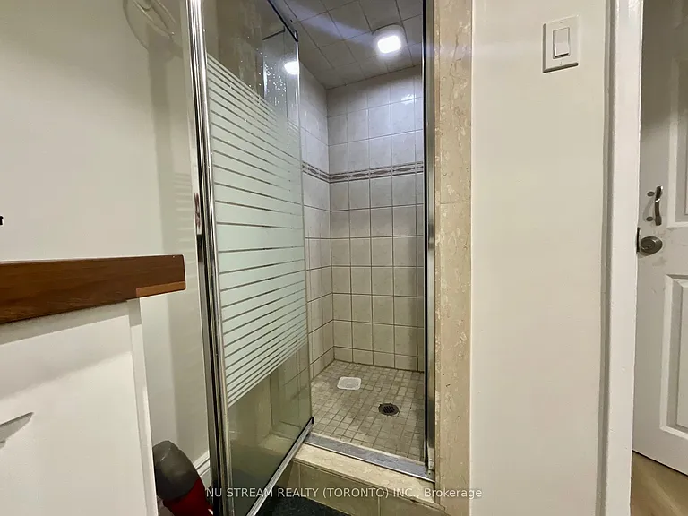 260 Fisherville Rd #LOWER — Photo 8