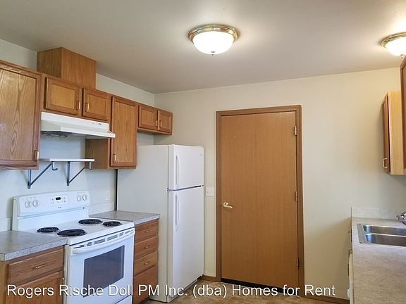 4th image of 1417 NW Elwha St #1