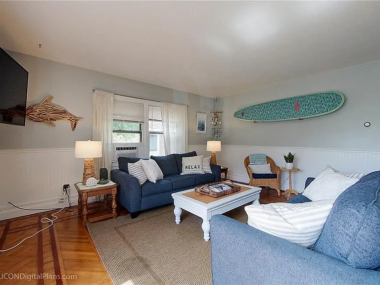 28 Narragansett Ave #1 — Photo 2