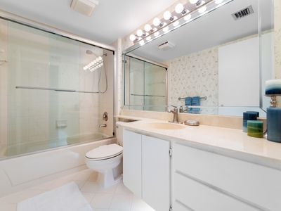 2441 Village Boulevard #205, West Palm Beach, FL, 33409