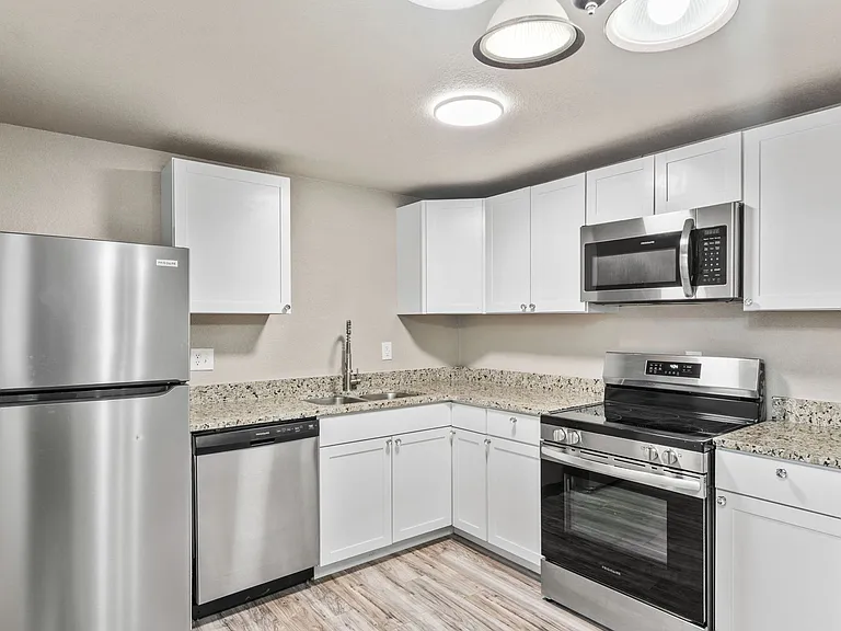 7185 Alegre Cir #2 — Photo 3