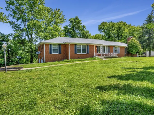 2036 Nora Ln, Hermitage, TN 37076