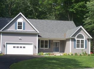 244 Knollwood Rd, Manchester, CT 06042