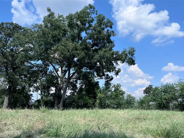 276 County Road 2470, Pickton, TX 75471