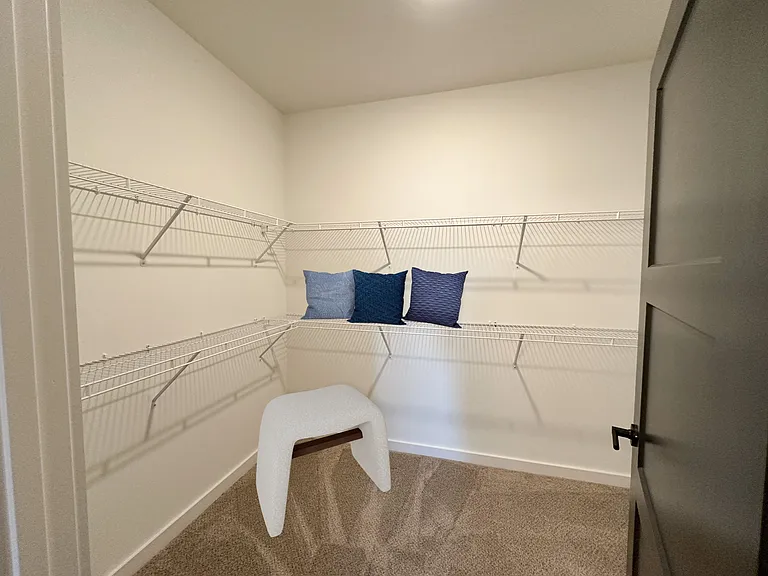 The Wren Apartments — Photo 256