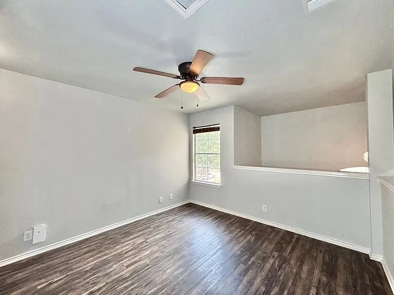 6626 Clovis Ct — Photo 9