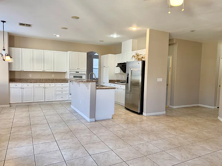 8917 Waltzing Waters Ct — Photo 9