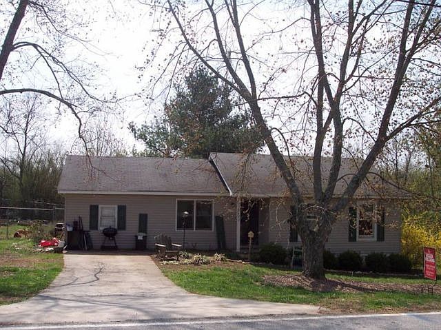 1st image of 5622 Bradley Ln
