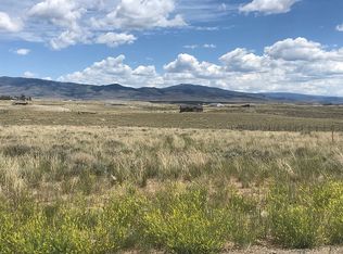 93 County Road 307, Saratoga, WY 82331