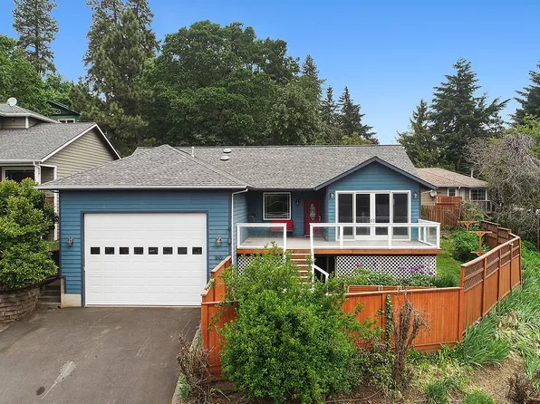 90 NW Cherry St, White Salmon, WA 98672