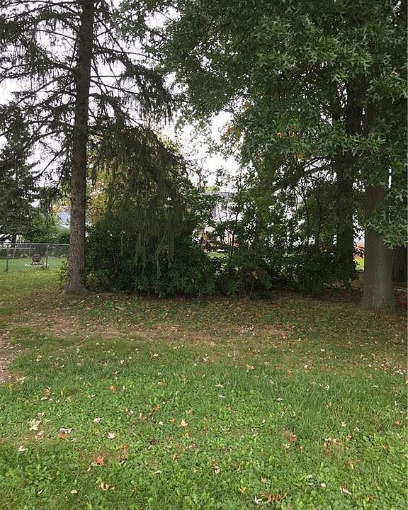 2nd image of 15349 Longvale Ave