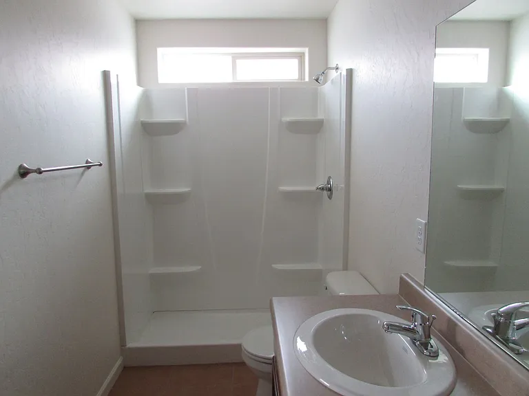 2456 Hannah Ln — Photo 17